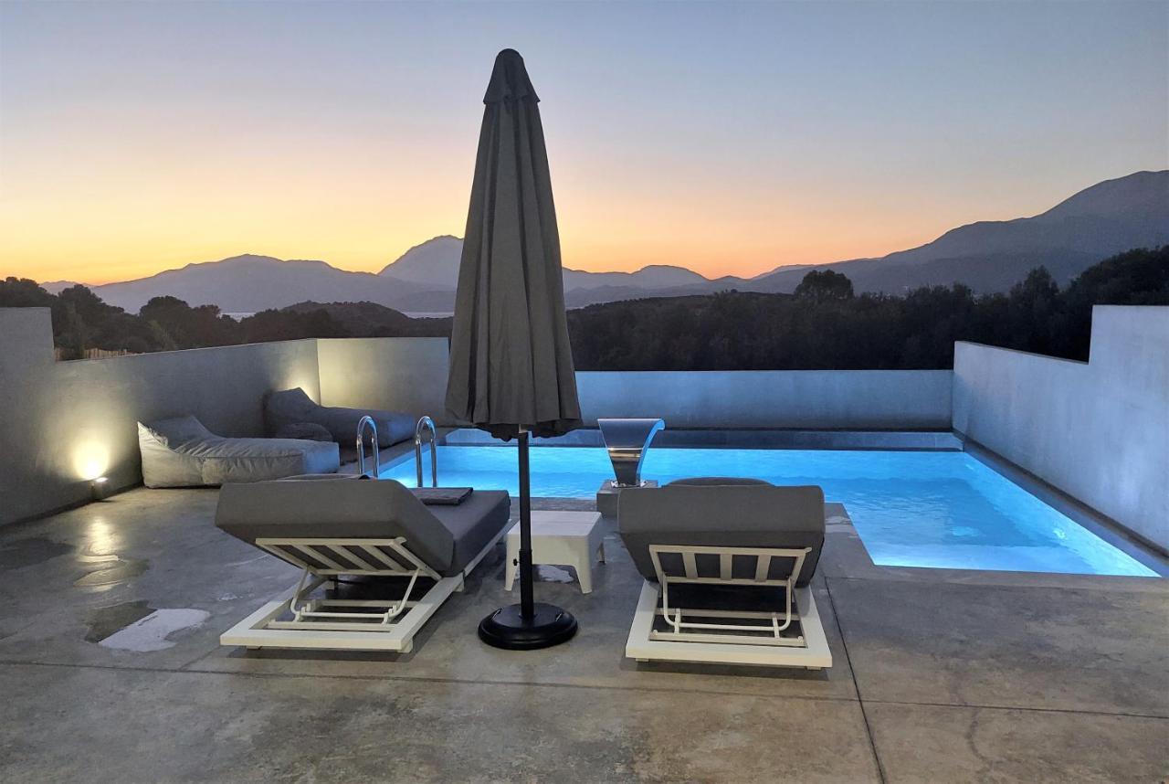 Marnos Luxury Villas Kamilari Luaran gambar