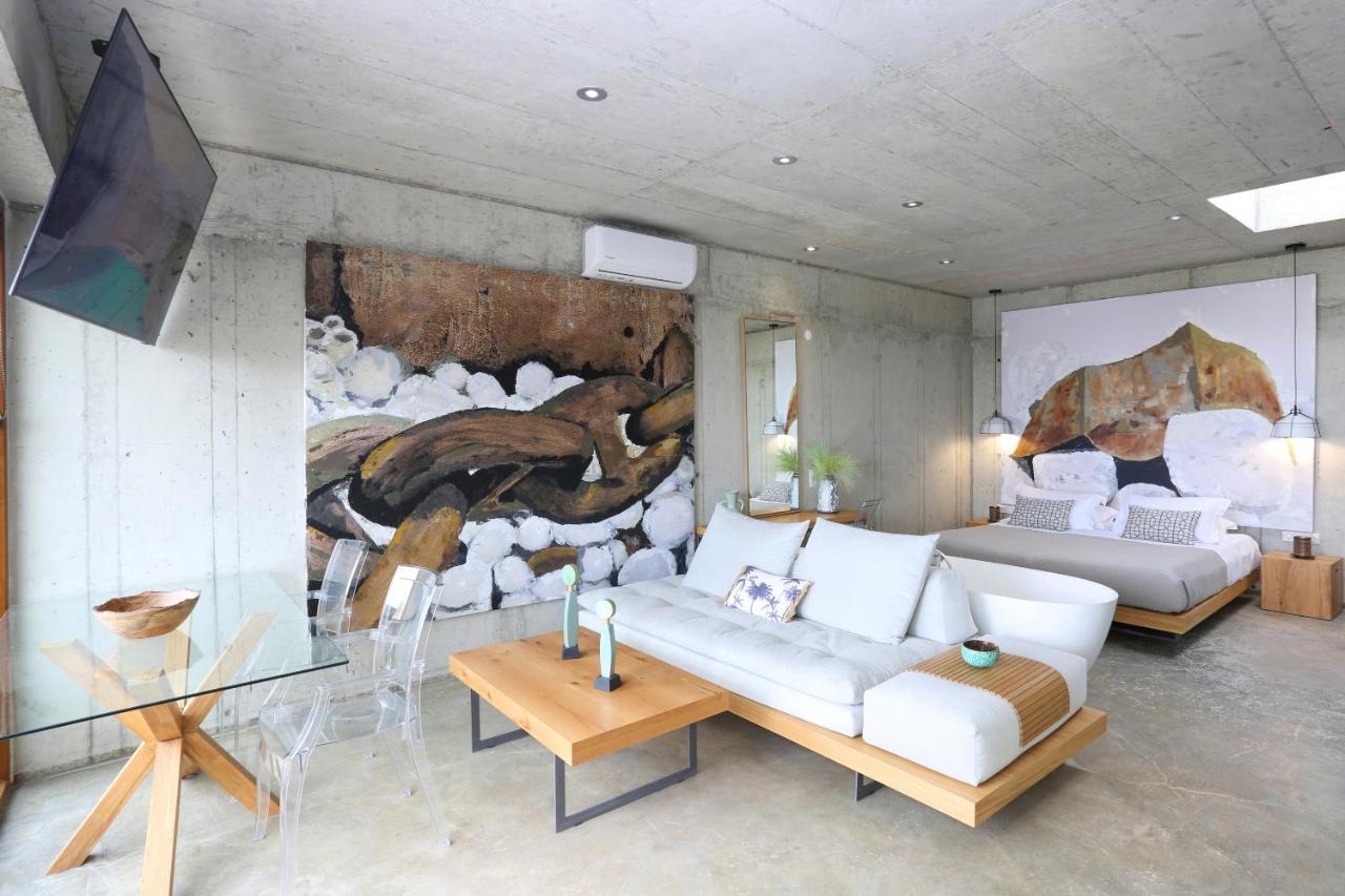 Marnos Luxury Villas Kamilari Luaran gambar